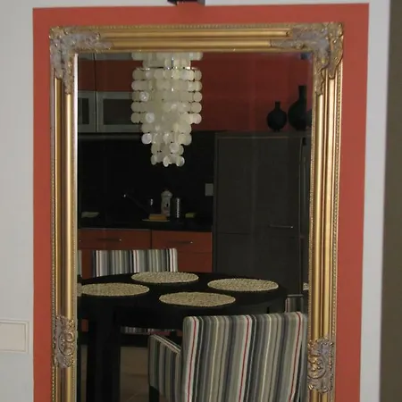 W Grzybowie Apartment *