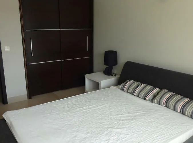 W Grzybowie * Grzybowo (West Pomeranian)